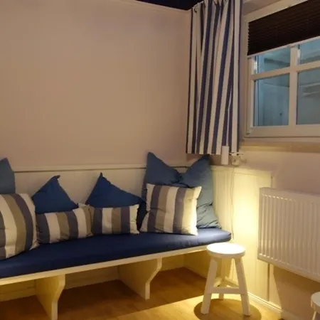 Johanna 2 Apartment